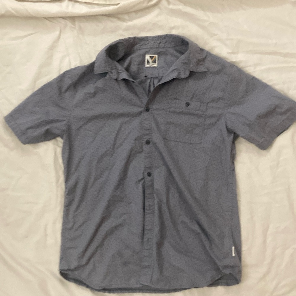 Voyager Men’s Grey Button-Up Shirt.  Large.  Slightly Worn.